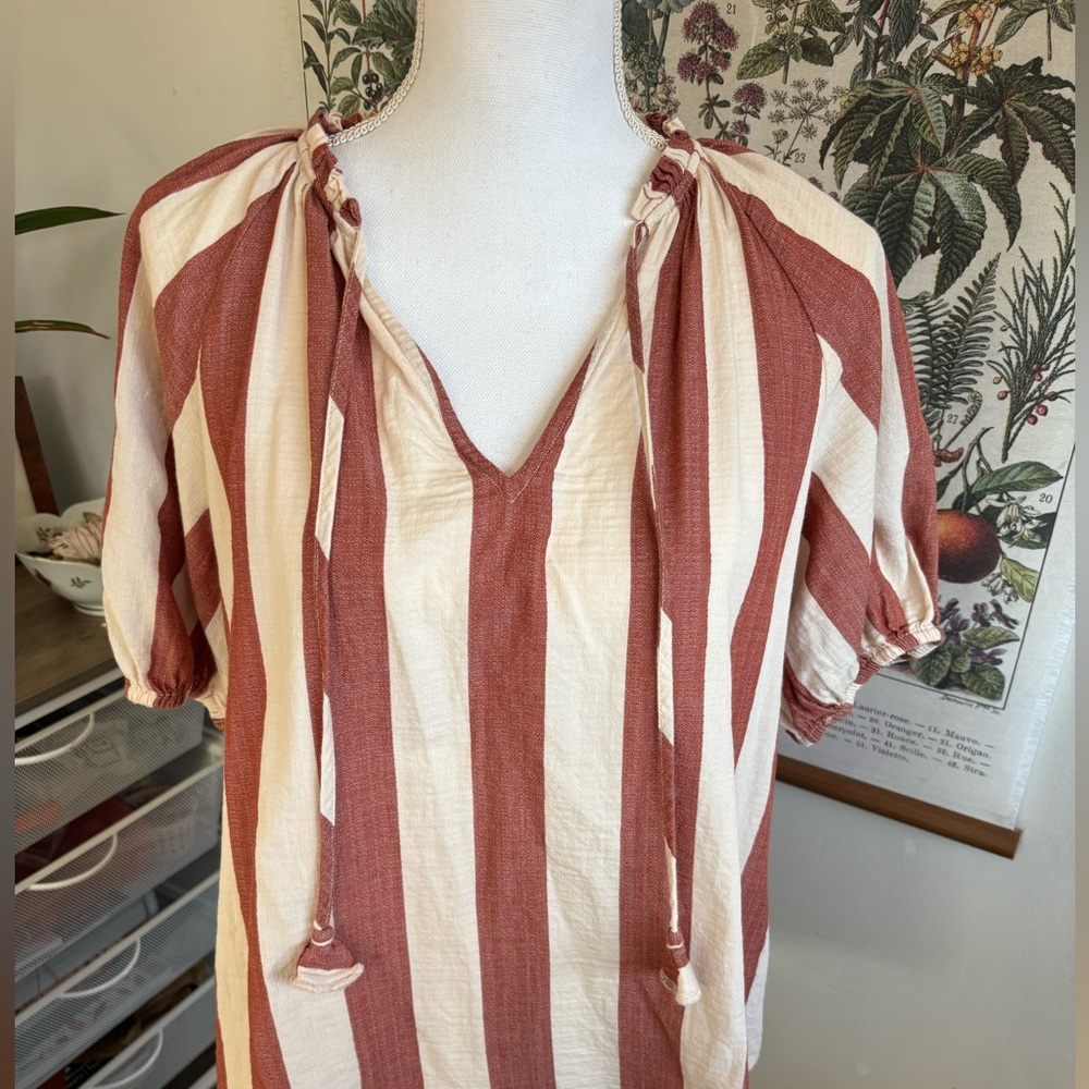 Knox Rose Striped V-Neck Blouse Small